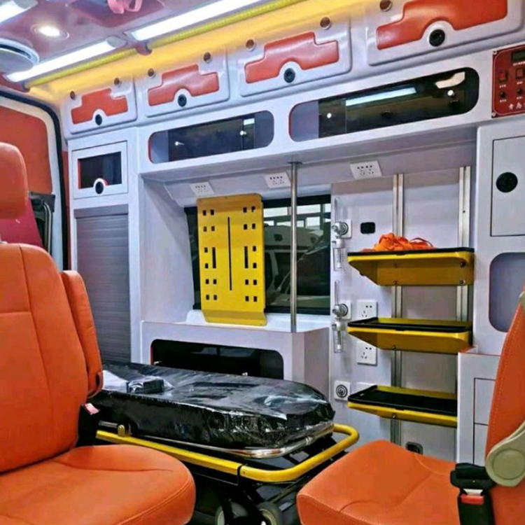 涡阳长途救护车护送病人租赁价格